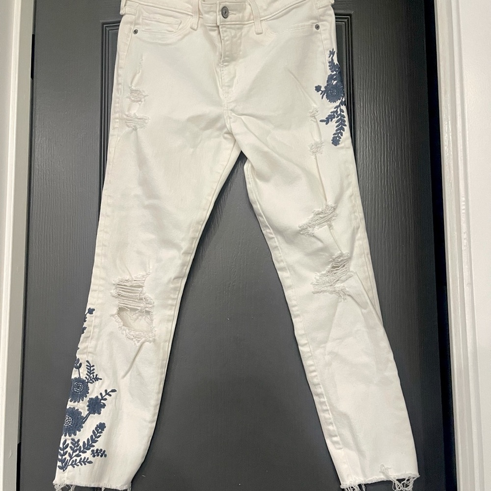 Abercrombie White Distressed Jeans